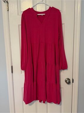 Women's Fuchsia Tiered Long Sleeve V-Neck Dress